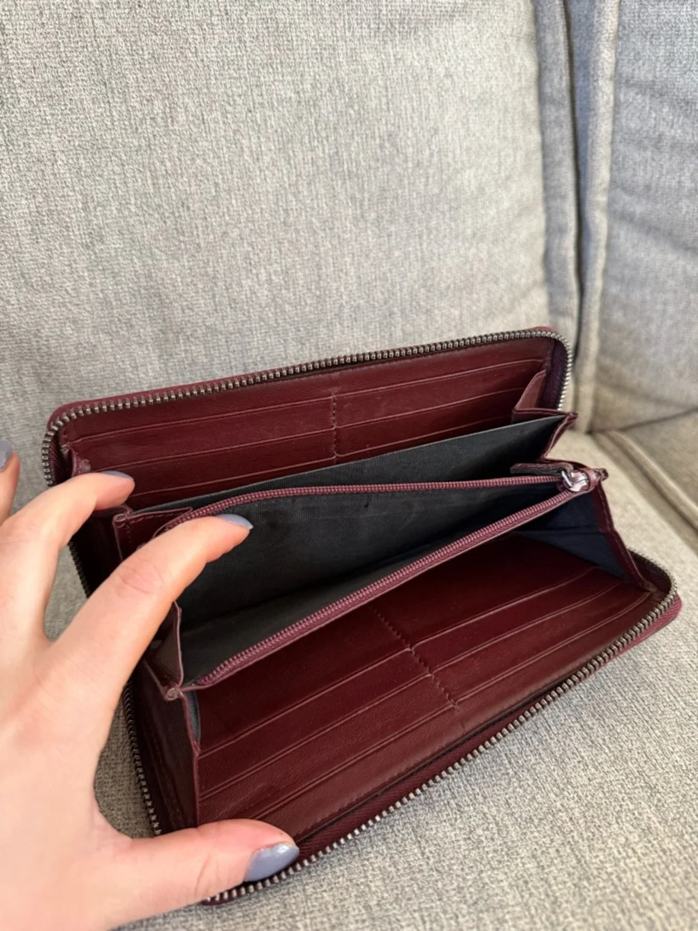 Gucci Guccissima Striped Wallet - Picture 6 of 10